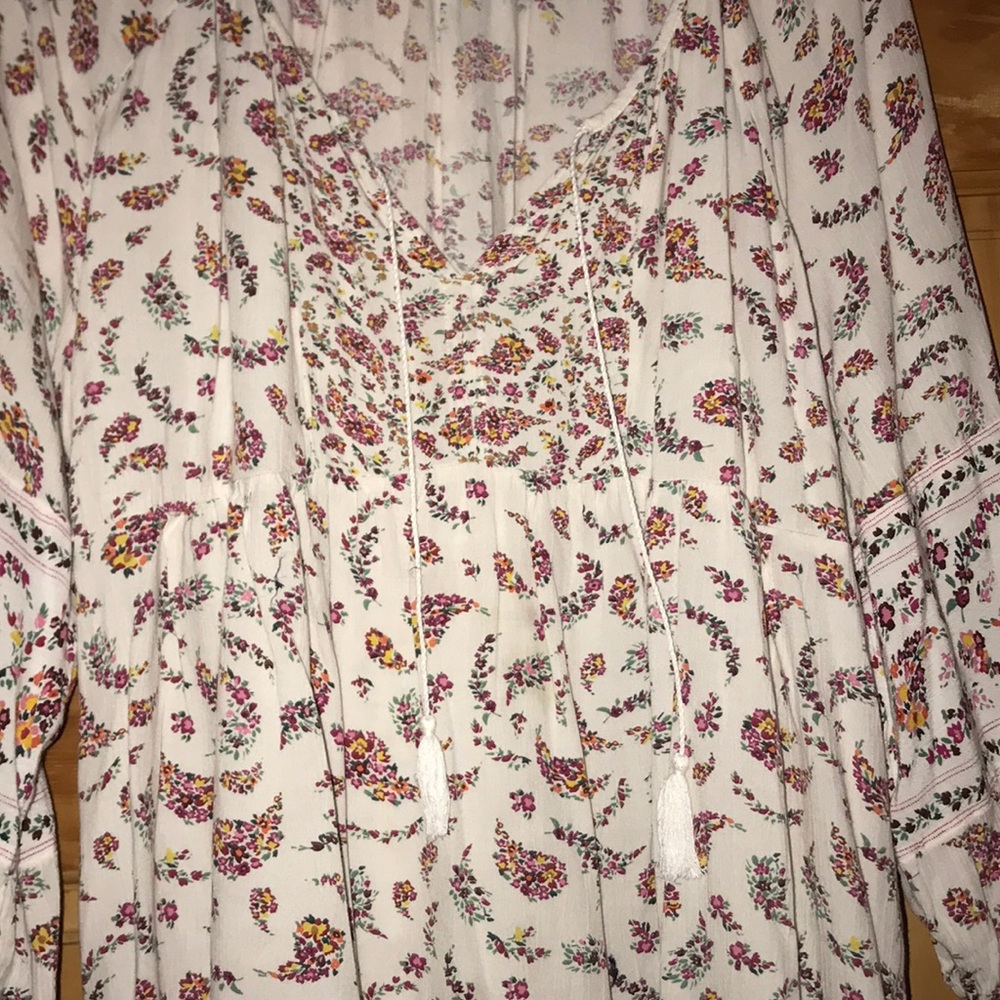 Boho flowy top in excellent used condition